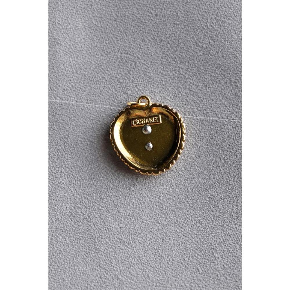 AUTHENTIC Chanel Heart Charm Zipper Pull - Picture 2 of 3